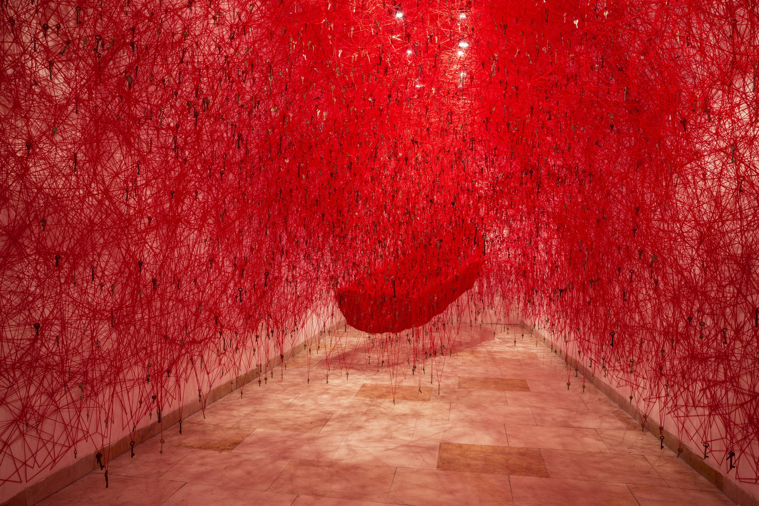 CHIHARU SHIOTA–塩田千春